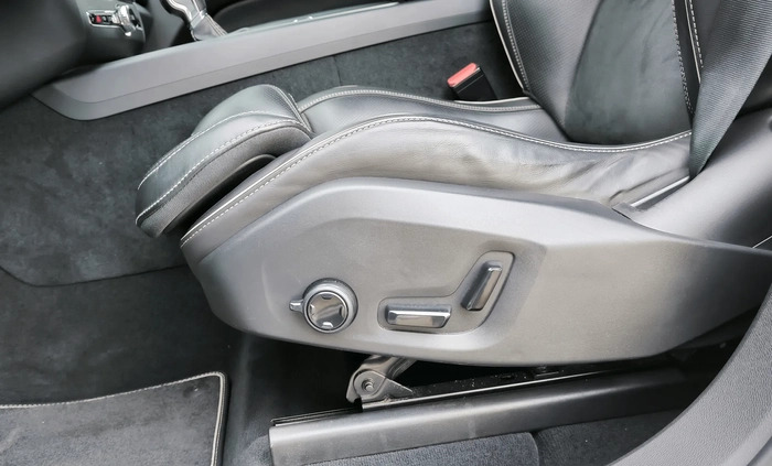Volvo XC 60 cena 124900 przebieg: 169425, rok produkcji 2019 z Czerniejewo małe 742